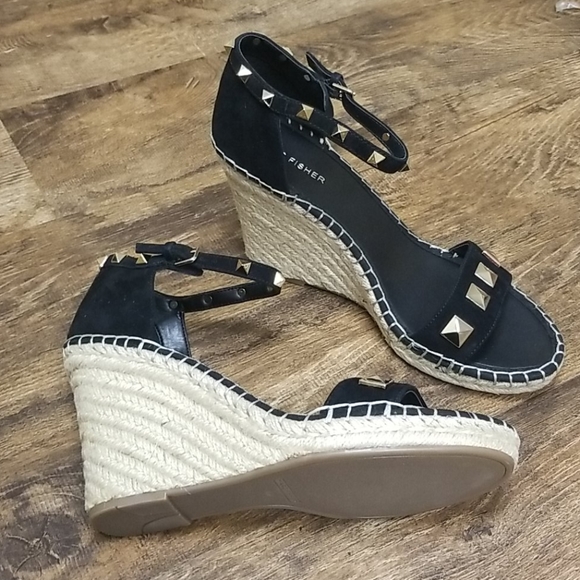 Marc Fisher Knoll Studded Wedge Sandals - Picture 2 of 4